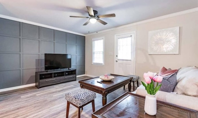 Southeast Raleigh Casa | Double en suite townhome close to Wakemed