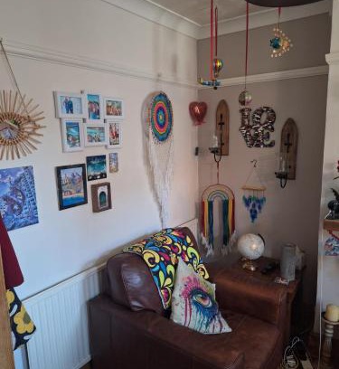 Enderby Apartamento | Double Ensuite in a colourful quirky terrace on a quiet leafy street