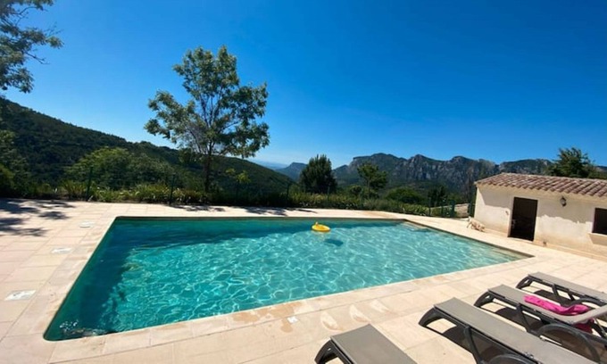 Mornans Cabaña | Double gite 6ch 16pers in the middle of nature with swimming pool