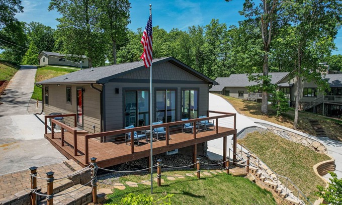 Chickamauga Lake Casa | Double J's LakeHouse on Chickamauga Lake