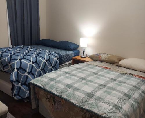 Jersey City Casa | Double queen room 6 minutes walk to Penn station NYC EWR