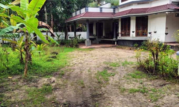 Pattanakkad Casa | Double room #2 @PEACE HOME STAY