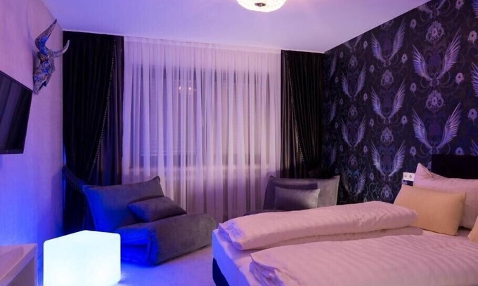 Ailingen Apartamento | Double room, 20 sqm with private bathroom, max. 2 persons