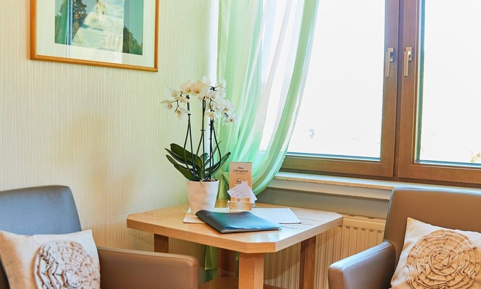 Wolf Cabaña | Double room 4 - guest and wine house Haus Schatzgarten