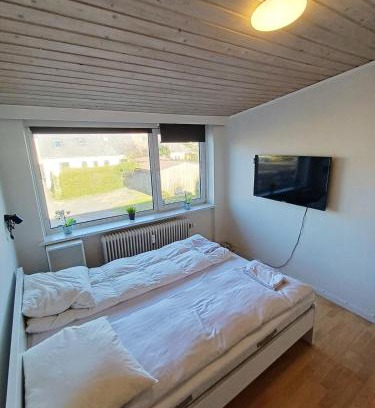 Norresundby Apartamento | Double room 5 with Free Parking