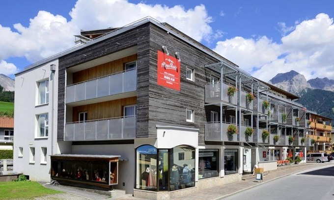 Maria Alm am Steinernen Meer Apartamento | *Double room Design Plus breakfast - AlpenParks Hotel & Apartment Maria Alm