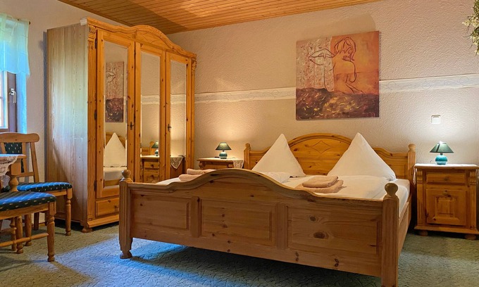 Langenwolmsdorf Apartamento | Double room for 2 guests with 16m² in Stolpen (295117)