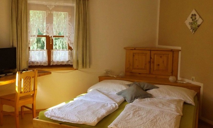 Nussdorf am Attersee Otro | Double room - Gasthof Steinbichler - Groiss cider and game farm