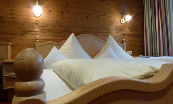 Obsteig Cama Y Desayuno | Habitación doble "Grünberg" con sala de estar - Pensi��n Alpenhof - Pensión de bienestar
