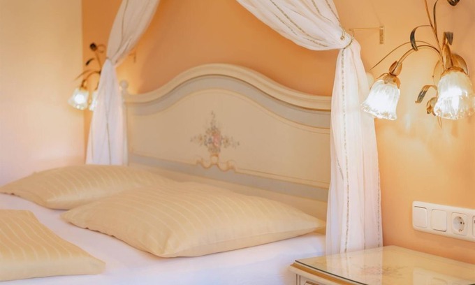 Bad Gleichenberg Casa | Double room Helene - Schlössl-Hotel-Kindl