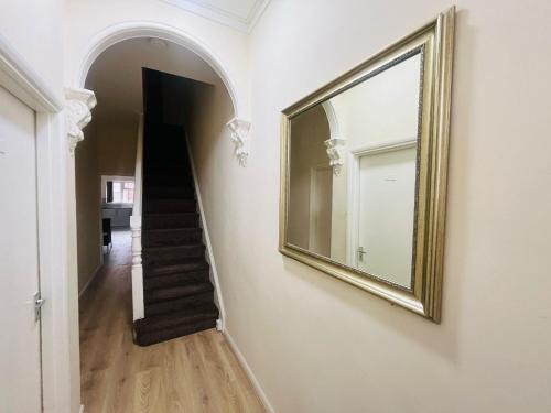 Nottingham Casa | Double Room Near Railway station & Football Ground 88