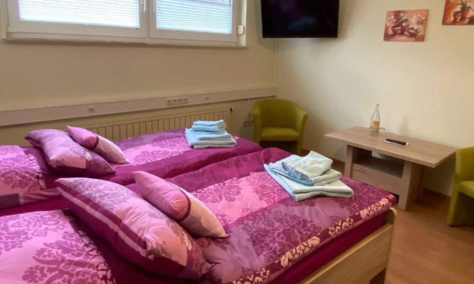 Dreiheide Apartamento | Habitación doble - Pension Kristen En las alturas del monumento Süptitzer