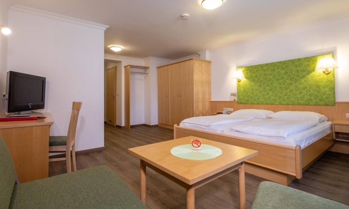 Haus im Ennstal Casa | Double room "Planai" B&B - Reiters Wohlfühlhotel