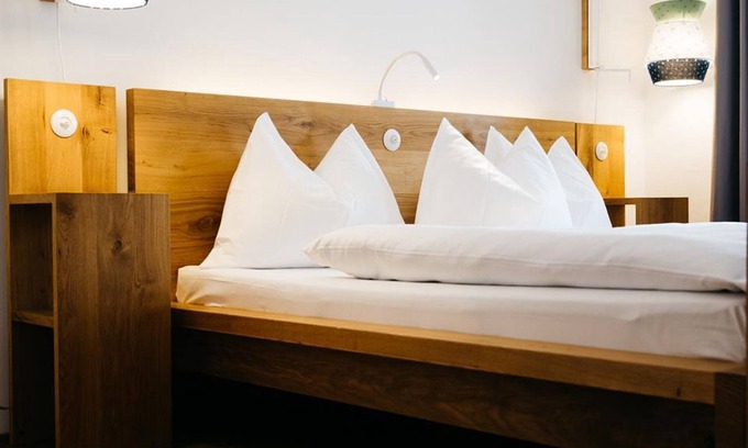 Altstadt Hotel | Habitación doble "regular" - sin referencia, excl. Desayuno - arthotel Blaue Gans
