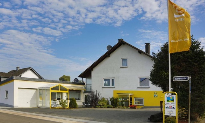 Berndorf Cama Y Desayuno | Habitación doble ducha / WC - Haus Berndorf