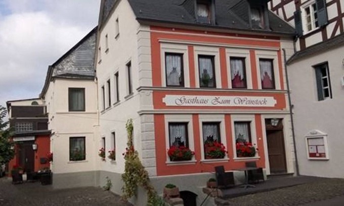 Enkirch Cama Y Desayuno | Double room, shower, WC - Gasthaus zum Weinstock