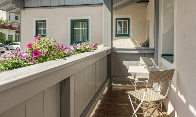 Haus im Ennstal Cabaña | Double room standard half board - Cafe Pension Kitzer