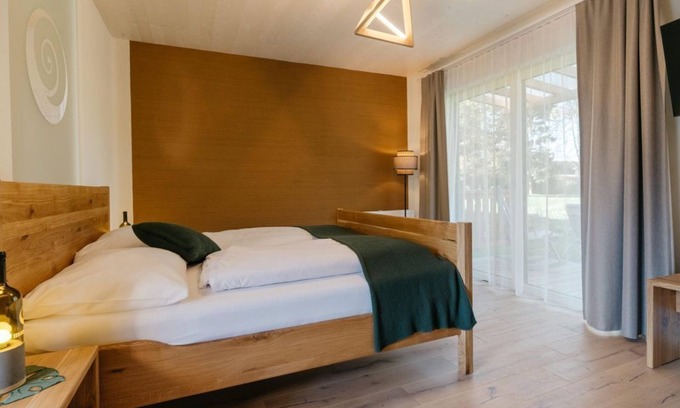 Straden Cama Y Desayuno | Double room Steillagen - Monschein Bioweinhof