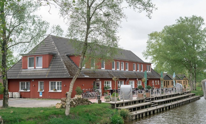Bedekaspeler Marsch Casa | Double room, water side - Hotel-Restaurant Bootshaus