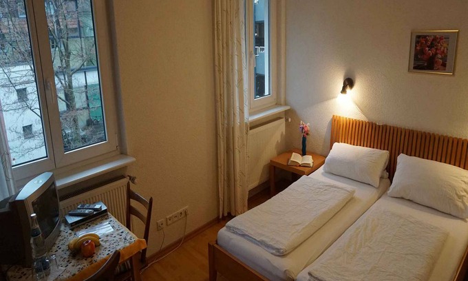 Unterwiehre-Nord Casa | Pensión ∙ 2 personas