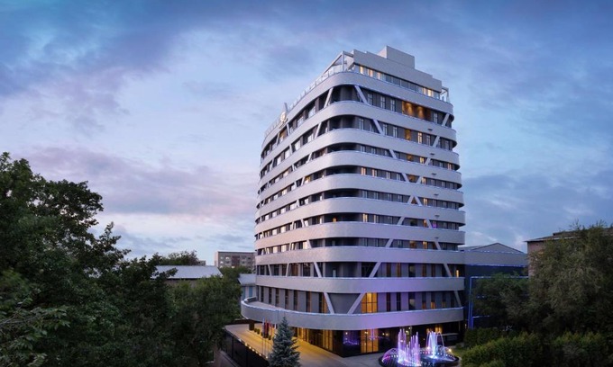Almaty Hotel | DoubleTree by Hilton Almaty