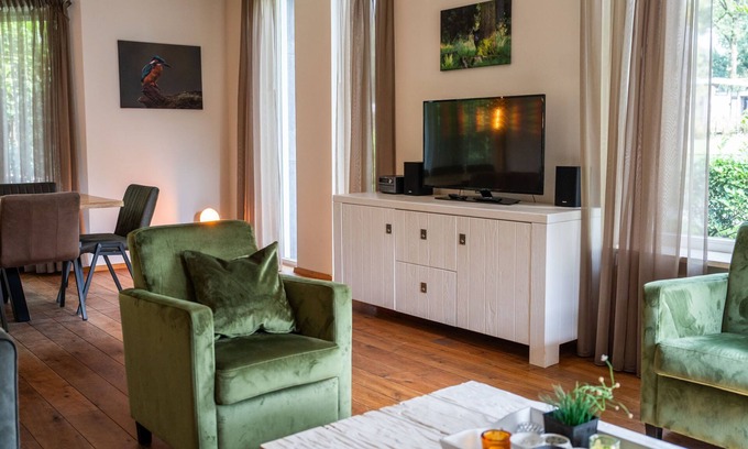 Bosgebied Hoenderloo Casa | Douglas by Interhome