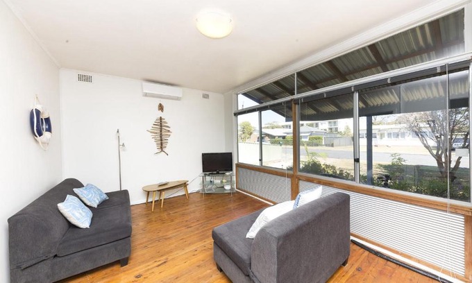 Forster Casa | Douglas Cottage