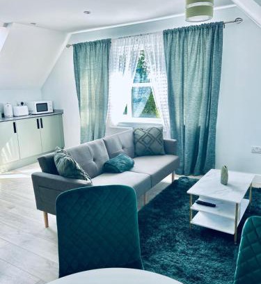 Dover Apartamento | Dover Castle & Port, on-site parking, lovely quiet area