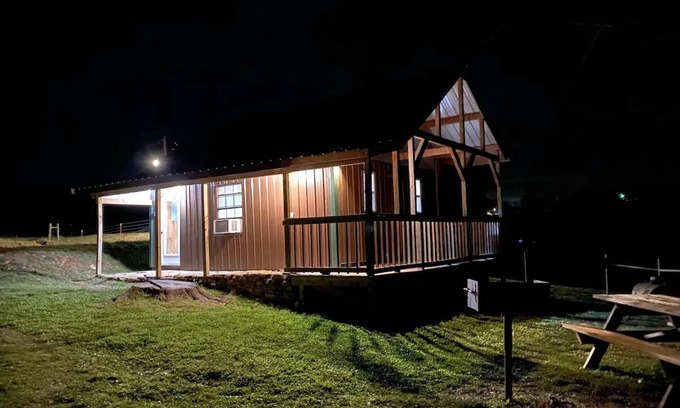 Newton County Cabina | Down Home Cabin