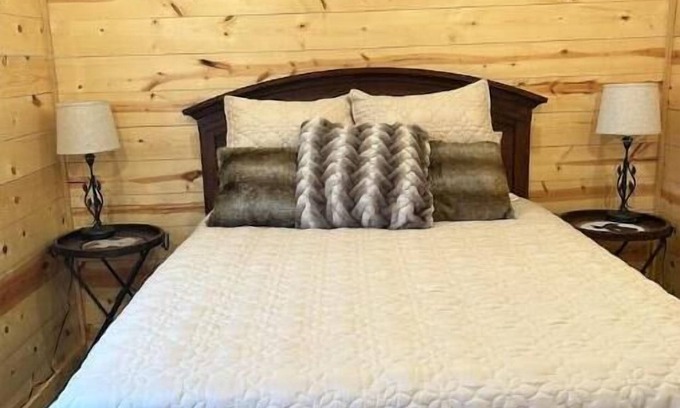 Llano County Cabina | Down Horn Ranch-Raylee cabin