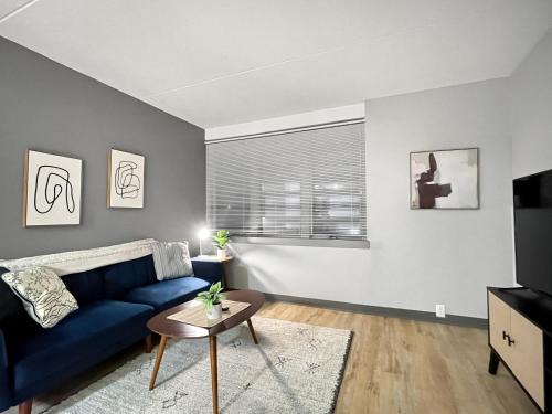 Downtown Des Moines Apartamento | Downtown 1br Gem Steps Away From Wells Fargo