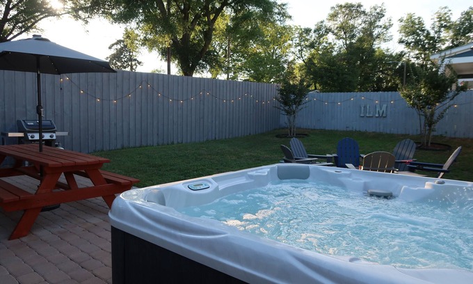 Wilmington Casa | Downtown 3BR Gem - Hot Tub - Covered Parking - Fenced Yard