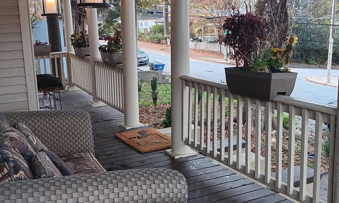 Mechanicsville Casa | Downtown Abbey at Dodd