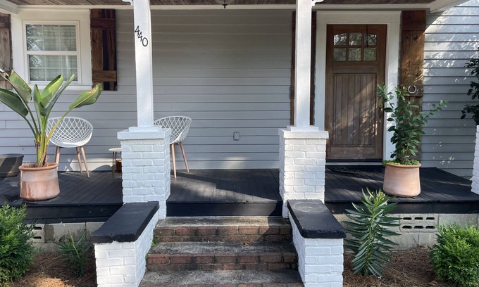 Aiken Cabaña | Downtown Aiken Cottage