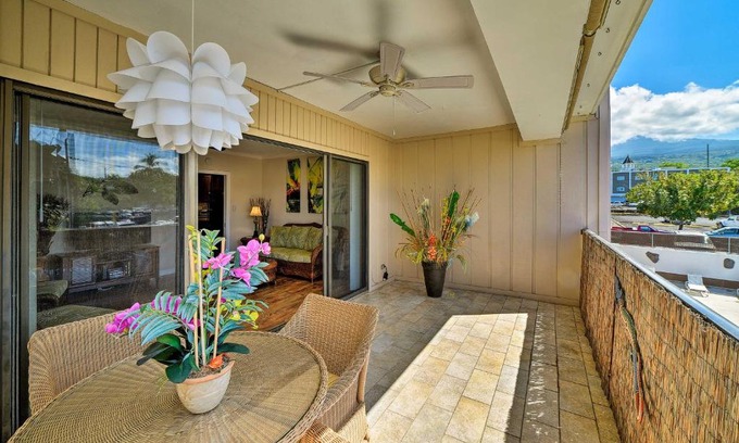Historic Kailua Village Apartamento | Downtown Air Conditioned Condo Walk to Beaches