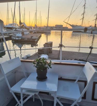 Centrum Alquiler De Eote | Downtown Boat-Apartment