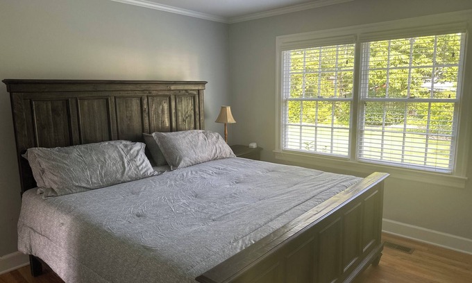 Clayton Casa | Downtown Clayton Spacious 4 Bedroom Retreat