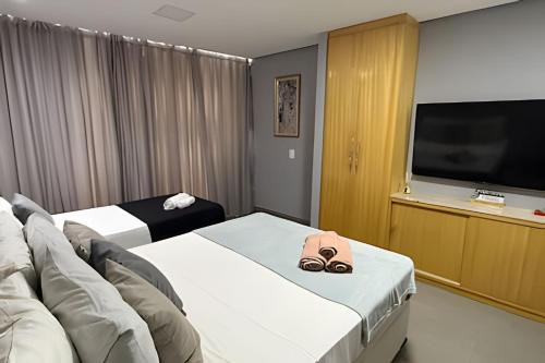 Centro Apartamento | Downtown - close to everything! Up to 5 people in comfort