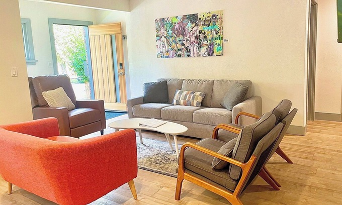 Old Bend Casa | Downtown cottage with hot tub and fenced yard