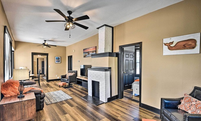DeLand Casa | Downtown DeLand Home: Walk to Stetson University!