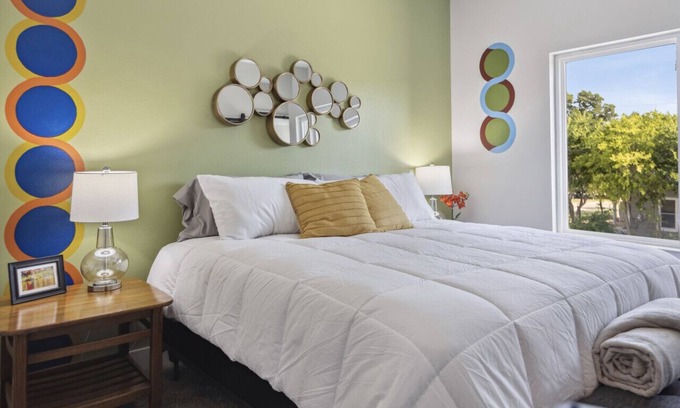 Downtown Casa | Downtown Delight ~ Aggieland Vacation Rentals