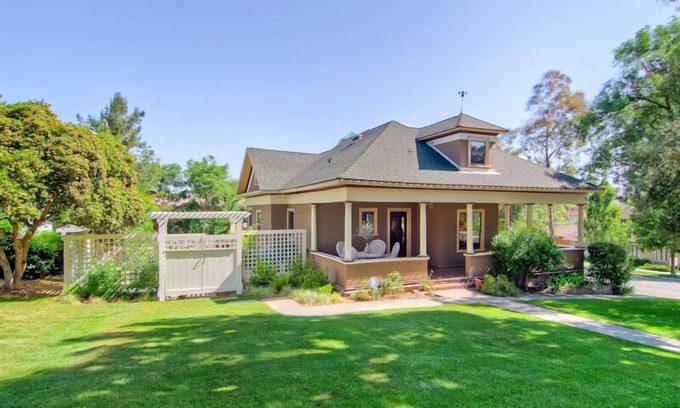 Paso Robles Casa | Adéntrate en el lujo expansiva en el centro de Paso Robles