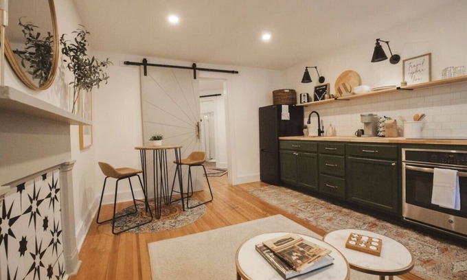 Shepherdstown Apartamento | Downtown: Explore Shepherdstown from cozy 1br apartment