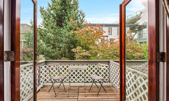 Fremont Casa | Downtown Fremont Charmer with Parking