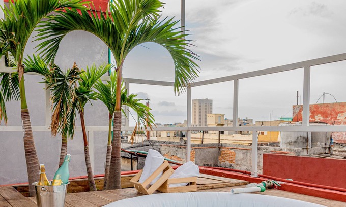 Centro Havana Apartamento | DownTown Havana. Terrace-Jacuzzi-Views