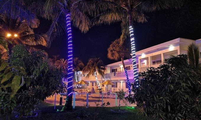 Downtown Hollywood Hotel | Downtown Hollywood Gardens Inn & Suites