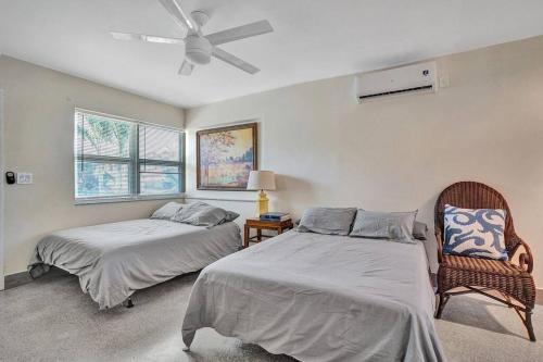 North Beach Apartamento | Downtown Hollywood, Holiday Retreat at Dania Beach