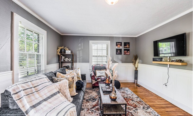 Bowling Green Casa | Downtown Ky Bourbon Tour Cozy Cottage