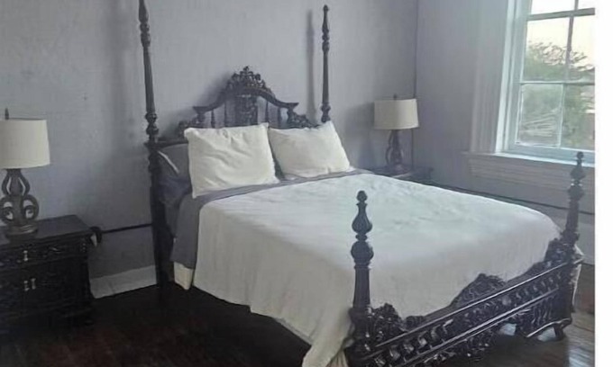Delaware Apartamento | Downtown Luxurious
