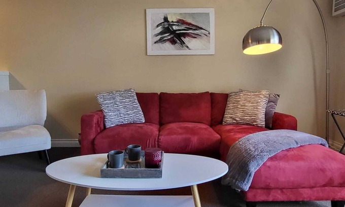 Haney Condominio | Downtown Maple Ridge Two Bedroom Condo